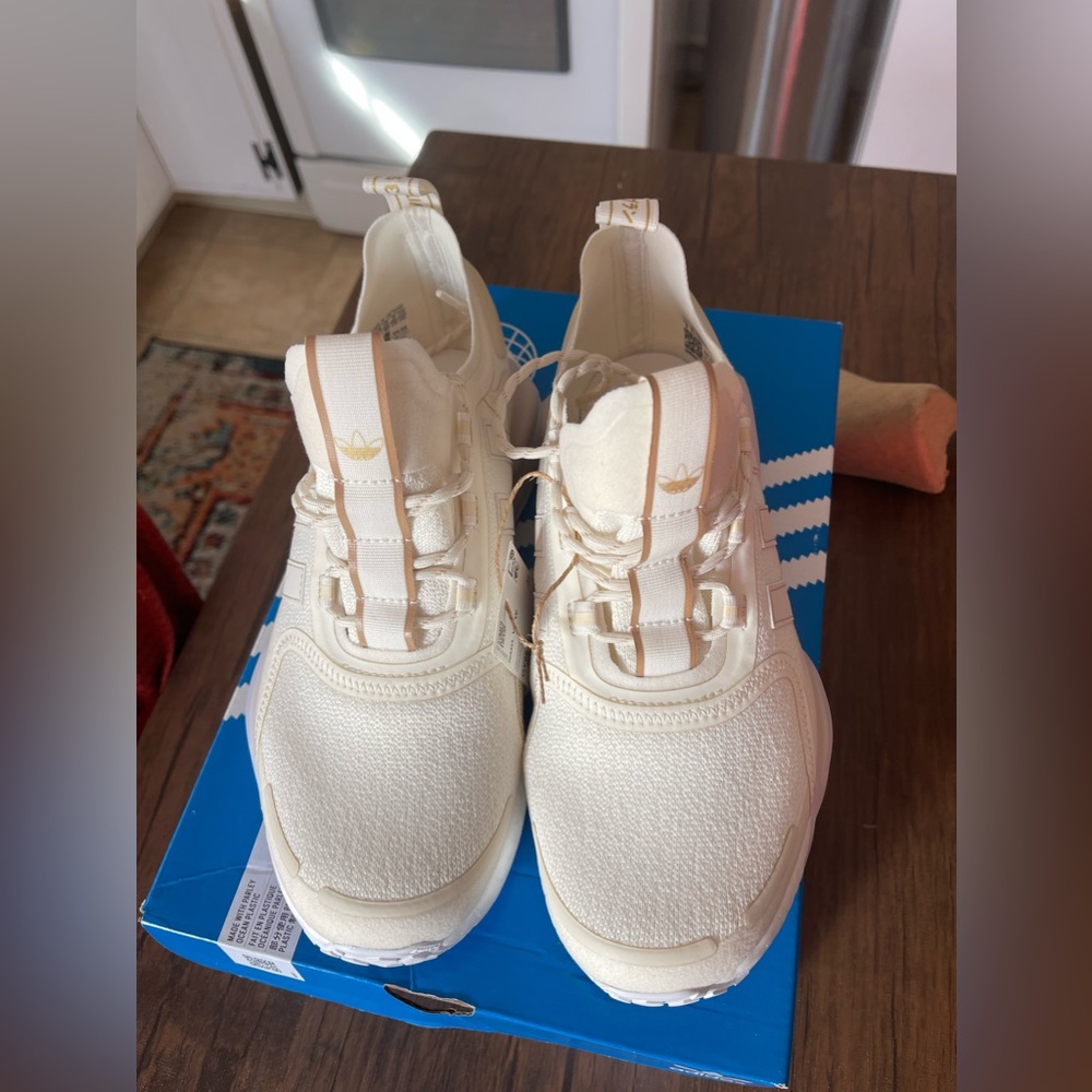 NWT and box women’s adidas NMW_V3